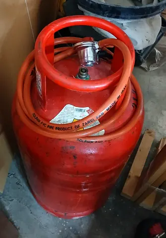 Dubai medium Cylinder empty with regulator