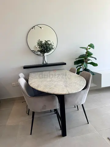 Dining Table with 4 Grey Chairs