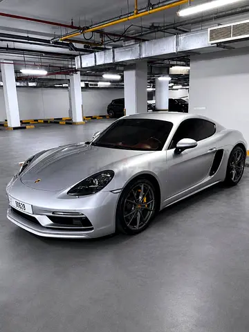 Porsche 718 Cayman 2018 – GCC Specs | Fully Loaded | Stunning Spec