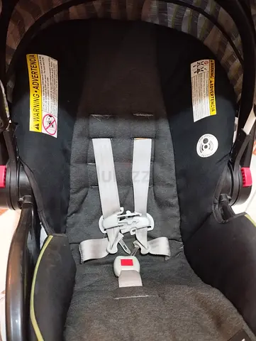 Infant car seat