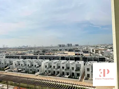 Furnished Studio | Prime Location | Vacant