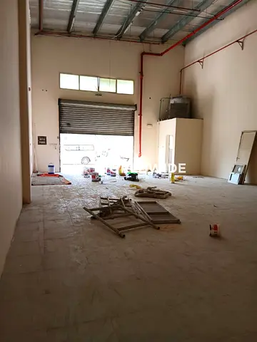 WEARHOUSE HOUSE WITH MAZZINE AVAILABLE FOR RENT IN AJMAN