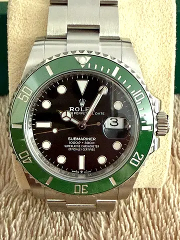Rolex Submariner Date 126610LV “Starbucks” – Unworn Full Set 2023
