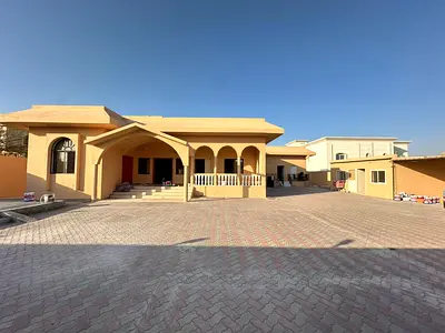 فيلا في الطابق الأرضي للإيجار في عجمان الحميدية