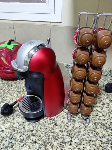 Red capsule coffee machine (compatible capsule brewer) - good working conditio