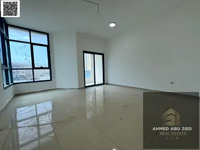Luxury first-tenant apartment, two bedrooms plus maid room, large hall, two balconies, open view, f