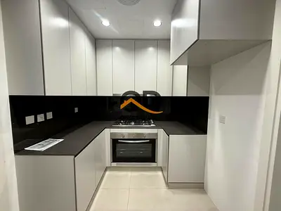 Single Row | Elegant 2 Bed Townhouse | Maid Room