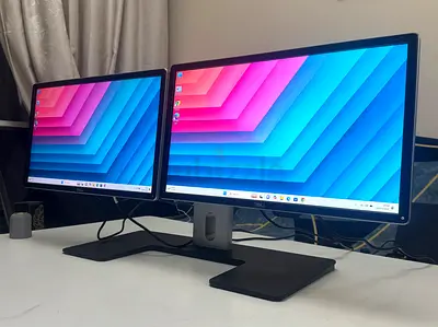 Dell 24” Dual Monitor Setup (Same Model)
Original Heavy Dell Dual Stand | Full HD Office Setup