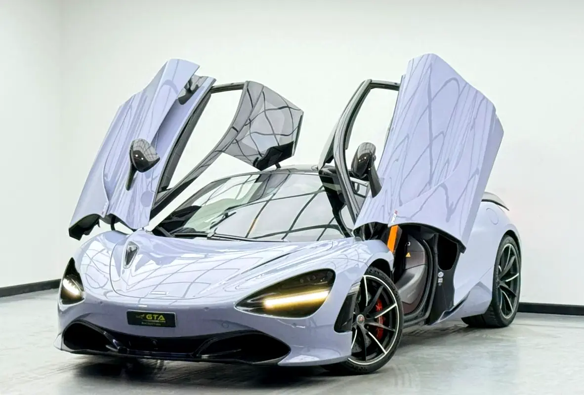 McLaren 720S 2018 — photo 1 of 17