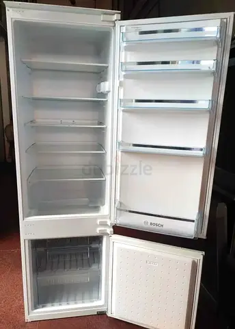 Bosch built in fridge down freezer