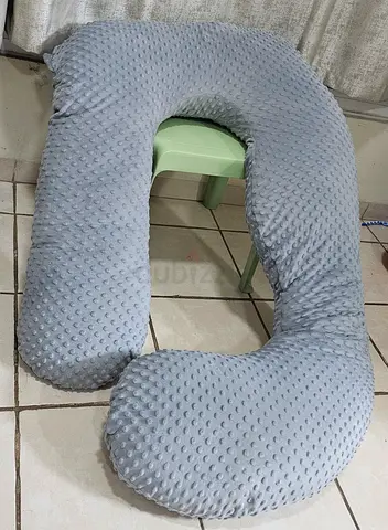 Large U-Shaped Nursing / Pregnancy Pillow with Removable Cover
