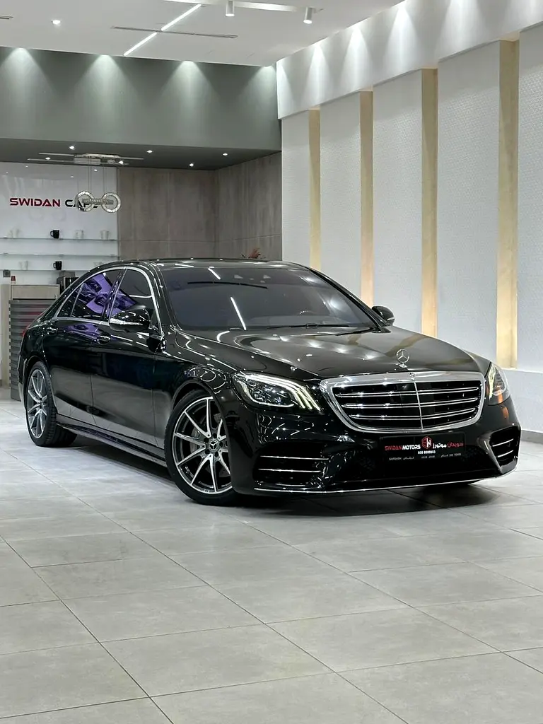 Mercedes-Benz S-Class 2018 — photo 1 of 20