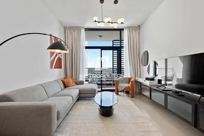 Motivated Seller| Vacant May 11| High Fl|Furnished