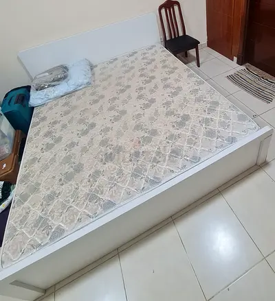 Cot and bed