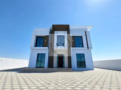 Ready to Move-in | 2 Living Areas | Modern Style
