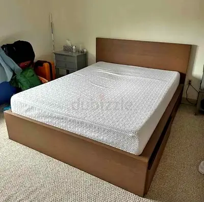 Ikea malam bed with ikea mattress Queen size 160x200cm bed