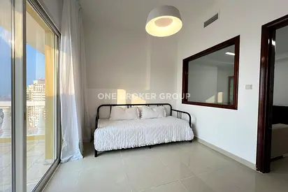 High Floor | Sea View | Large Studio Convertible 1