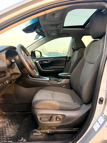 صورة 8 لـ 2022 Toyota RAV 4