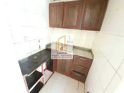 Close kitchen studio available for family 10days free central gas Muwaileh