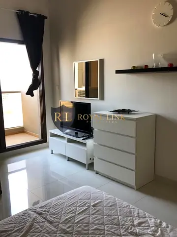 Exclusive | Upgraded Studio | Vacant Soon