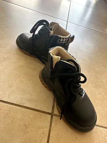 Black Lace-up Ankle Boots with Side Zipper (Good Condition) shoe number - 24