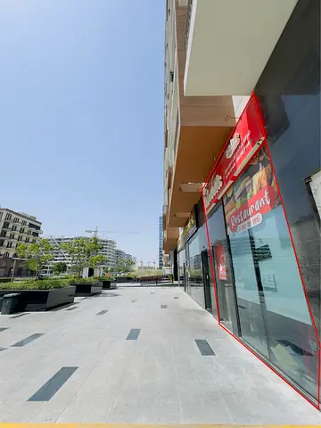 محل تجاري للإيجار مع تجهيزات مطعم | ELZ Residence Arjan | موقع مميز