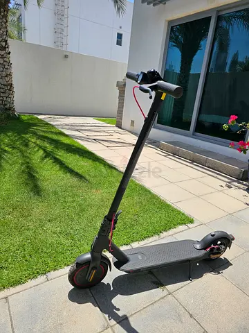 Well-maintained mi electric scooter – ideal daily commuter