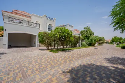 5 BR | SOLAR POWER | PARK FACED | NEAR MOSQUE PADEL C