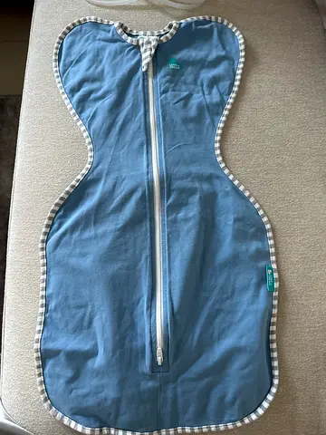 Baby Sleeping Bag / Wearable Blanket - Size Small, Light Blue love to dream swaddle up 3,5-6kg