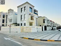 Villa for sale directly from the owner, with world-class specifications and an incredible price. Dub