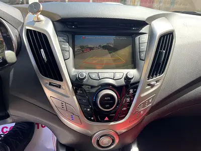 2015 Hyundai VELOSTER — миниатюра 15