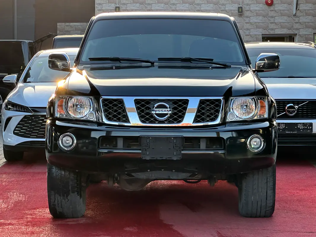 Nissan Patrol Safari 2021 — photo 1 of 20