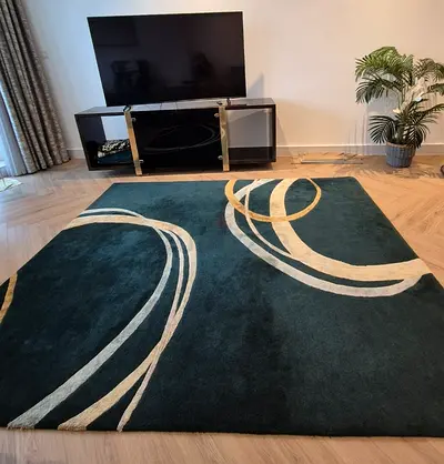 Large 200x240 thick heavy rug / carpet