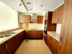 WITH KITCHEN APPLIANCES | COMMUNITY VIEW