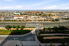 Corner Unit | Large Layout | Mid Floor View
