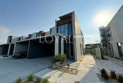 Great Location | Near Pool and Park | Notice Served