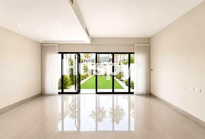 Unfurnished | Townhouse | Large Layout