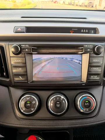 صورة مصغرة 5 لـ 2017 Toyota RAV 4