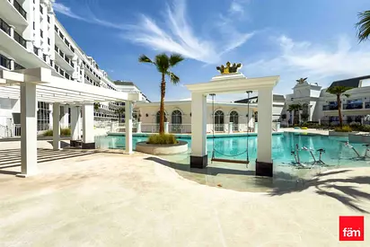FULLY FURNISHED I POOL VIEW I NEAR MIRACLE GARDEN