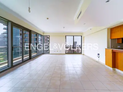 Golf View Lake View l Vacant l Unfurnished
