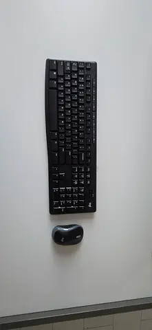 Logitech MK270 Wireless Keyboard and Mouse Combo - Keyboard and Mouse Included, Long Battery Life