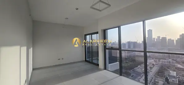 Closed Kitchen | Spacious Layout | High Floor