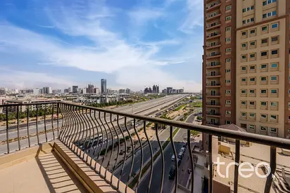 2 Bedrooms | Bills Included | Half a Year