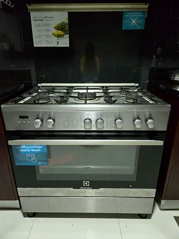 Gas cooker 5 burner with electric oven