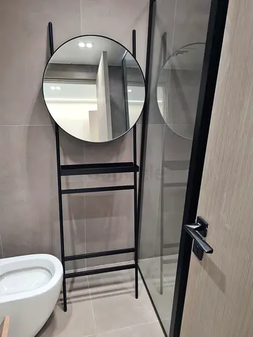 Black Metal Freestanding Towel/Linen Rack with Round Mirror