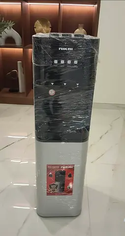Bottom load water dispenser