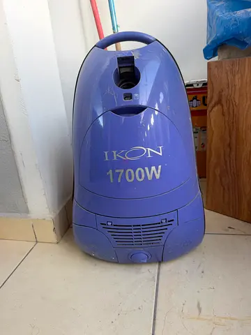 IKON 1700W Cylinder Vacuum Cleaner - Used, Working