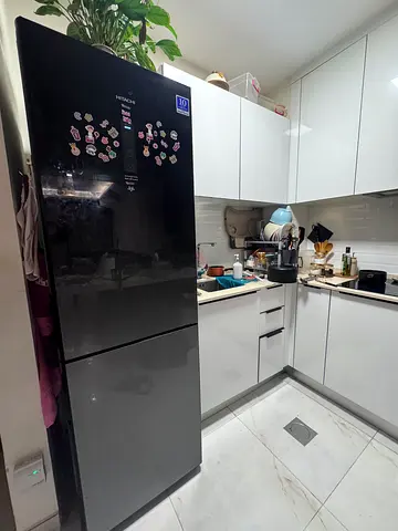 Hitachi refrigerator