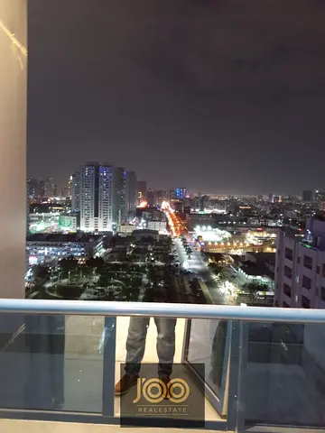 متاح رفه وصاله بعجمان   النعيميه3 قريب viva  سهل الخروج لدبي والشارقه  بنايه اول ساكن  السعر 41 الف