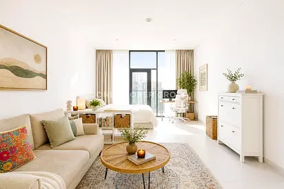 Canal View | Spacious Studio | Clean & Bright
